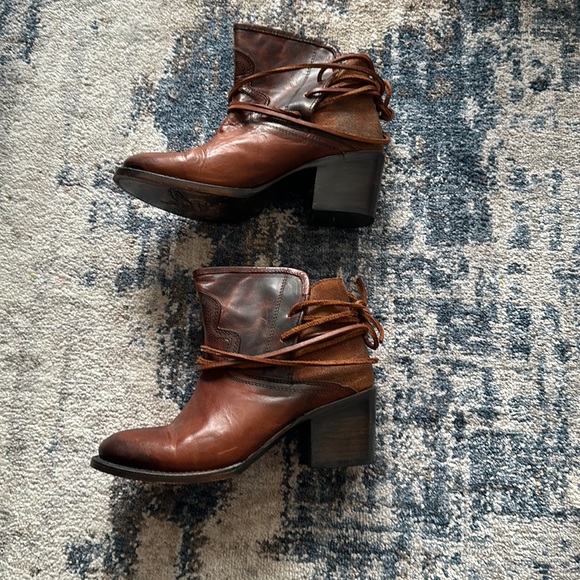 Freebird by Steven Shoes - Freebird by Steven Casey size 8 like new in cognac